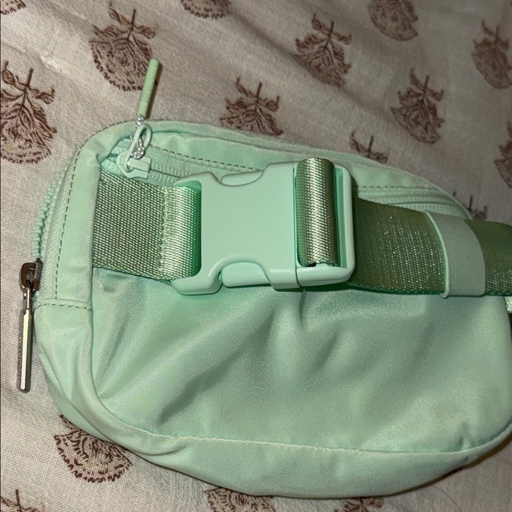 Everywhere Belt Bag 1L mint moment - Picture 10 of 10
